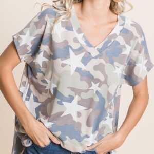 Basia Pastel Camo Stars Short Sleeve V-neck Relaxed Pullover Top | AeyrApparel.com