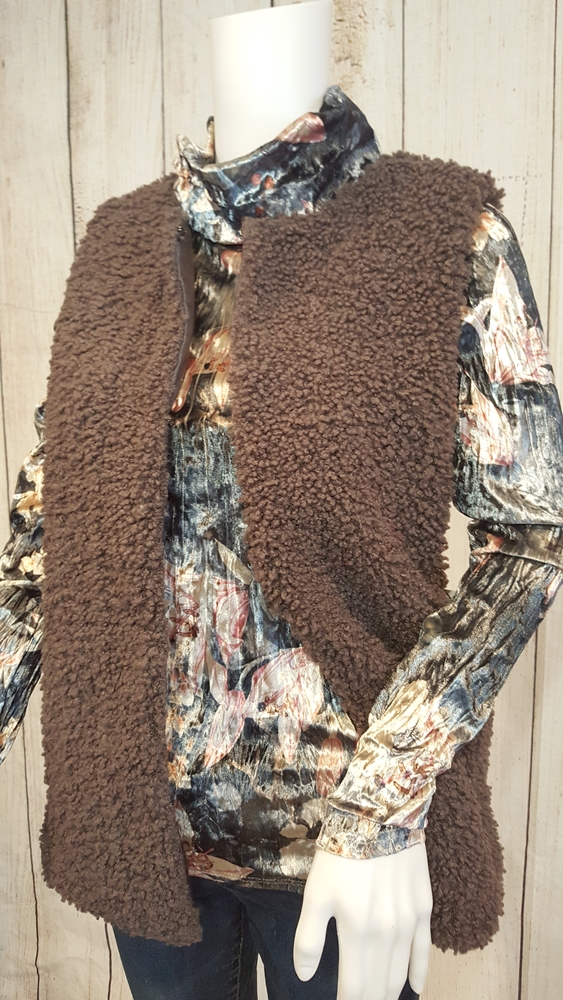 Meghan Faux Lamb Vest in Charcoal | AeyrApparel.com
