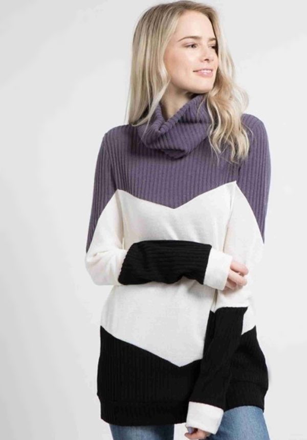 Chelsea Color Block Sweater | AeyrApparel.com